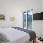 Beachfront Mila M With Pool Villa Vinišće