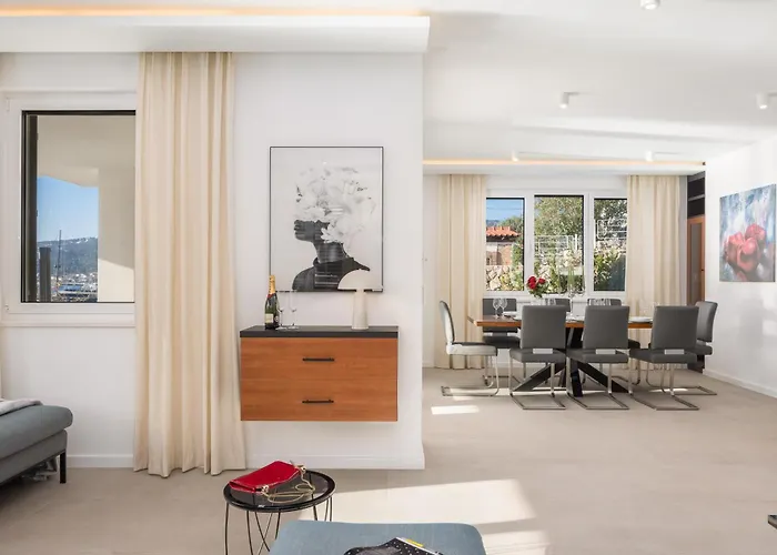 Beachfront Mila M With Pool Vinisce