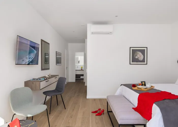 Vila Beachfront Mila M With Pool Vinisce