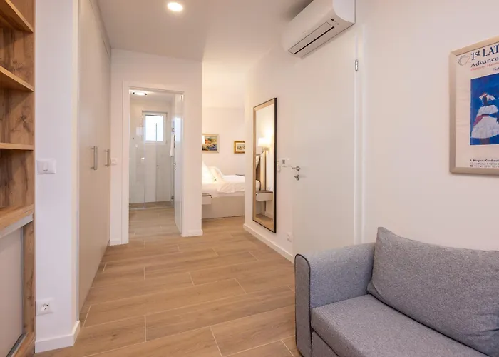 Beachfront Mila M With Pool