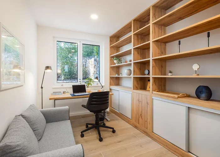 Vila Beachfront Mila M With Pool